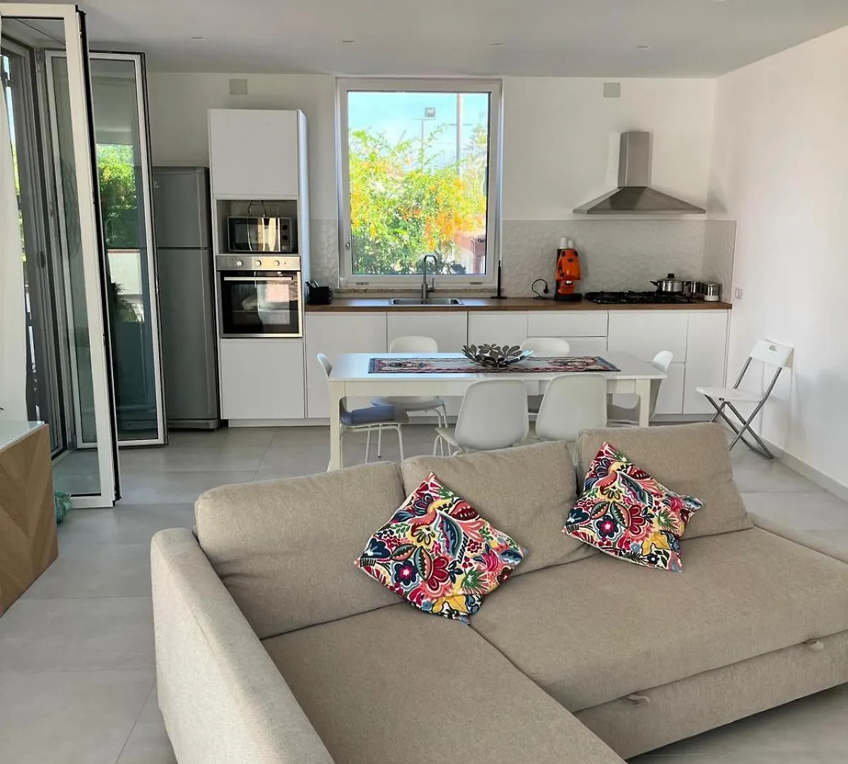 Villa Capri Holiday Home Campofelice Di Roccella 0*,